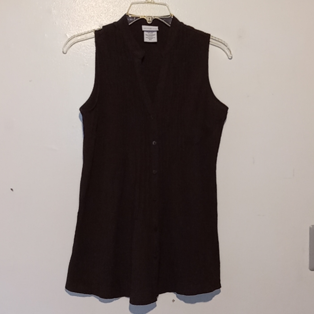 Jaclyn Smith top